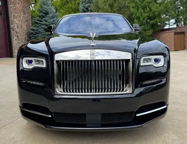 Самый дешевый Подержанный 2021 Rolls-Royce Dawn Black Car