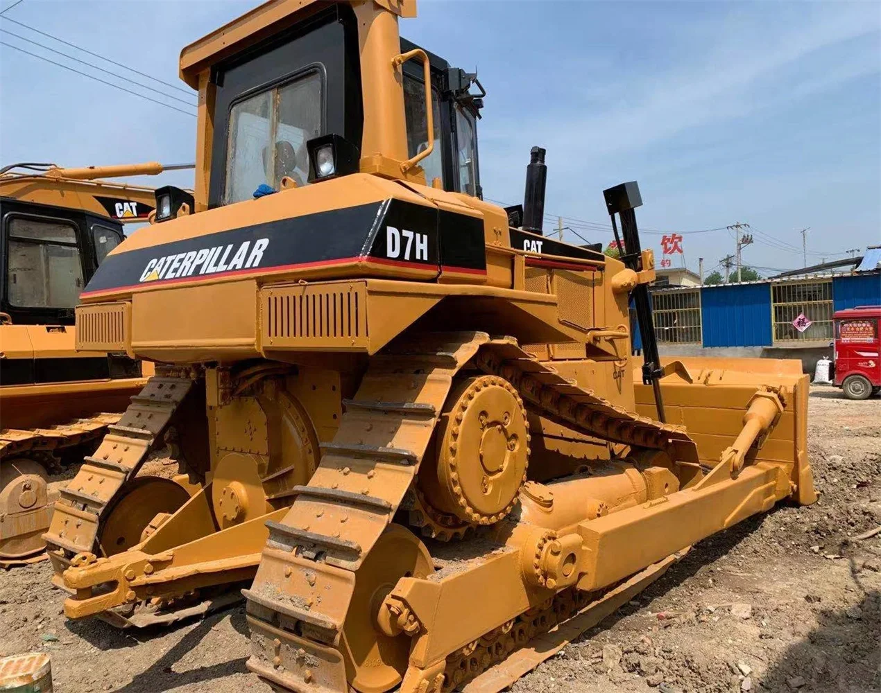 caterpillar brand crawler dozer used d7h d7r d8r bulldozer from Japan for construction with ripper or winch