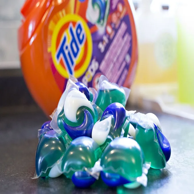 Прилив жидкий стиральный порошок Tide оригинальный жидкое моющее средство