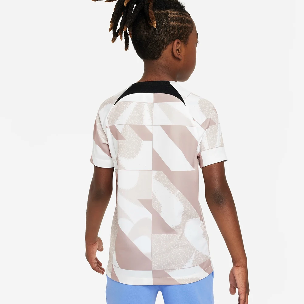 2024 Wholesale High Quality Custom Printing Quick Dry Football Uniforms Classic Soccer Jerseys Shirt Men Football Jersey