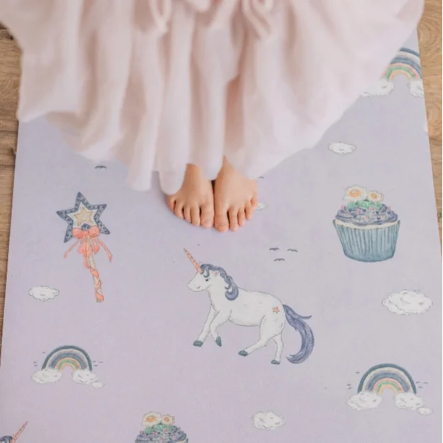 small  TPE Eco-Friendly Non-Toxic Non-Slip Kids Yoga Exercise Play Mat with Fun Prints for Babies and Toddlers, child ,children