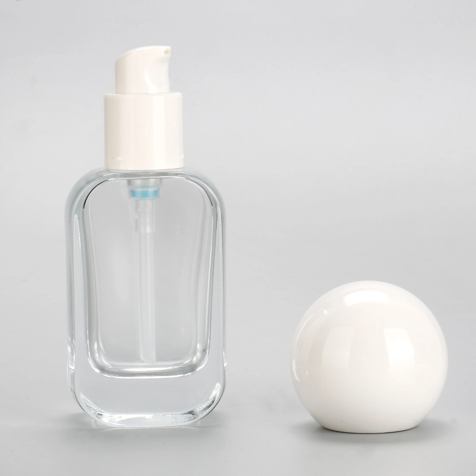 Press Spray Essential Oil Foundation Cosmetics Packaging Thick Bottom Frosted Glass Lotion Pump Bottle With Ball Cap