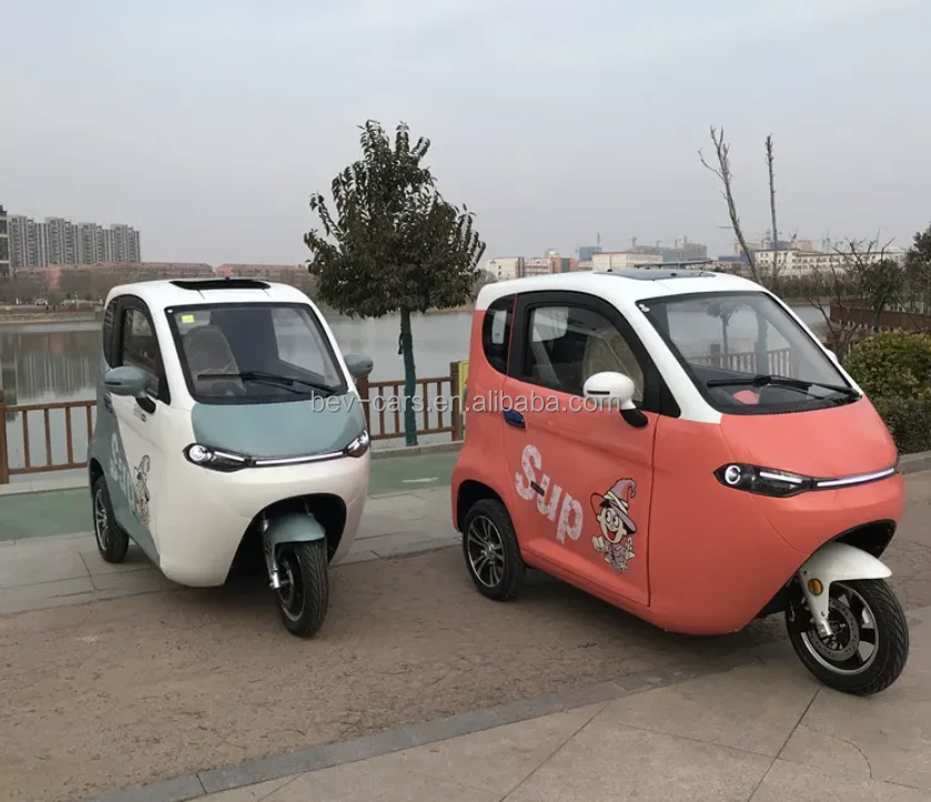 Cheap closed electric passenger tricycle electric cabin scooter for sale