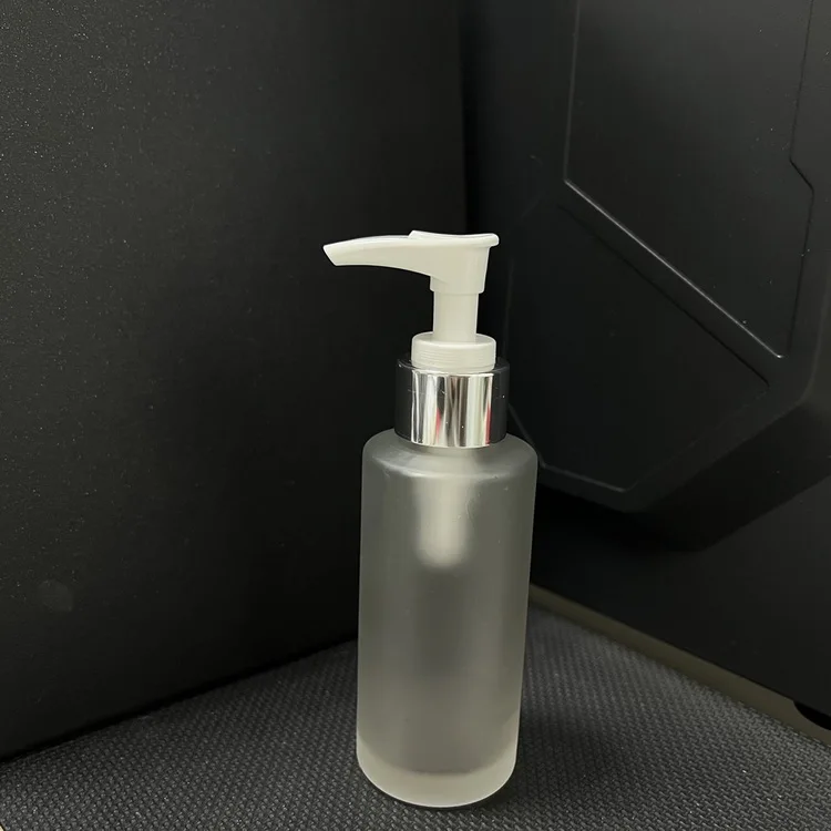 100ml cosmetics frosted glass bottle with pump