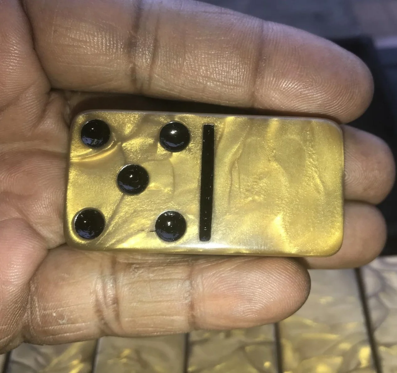 wholesale high quality bulk resin golden dominoes for sale Domino casino game marble effect dominoes with gold