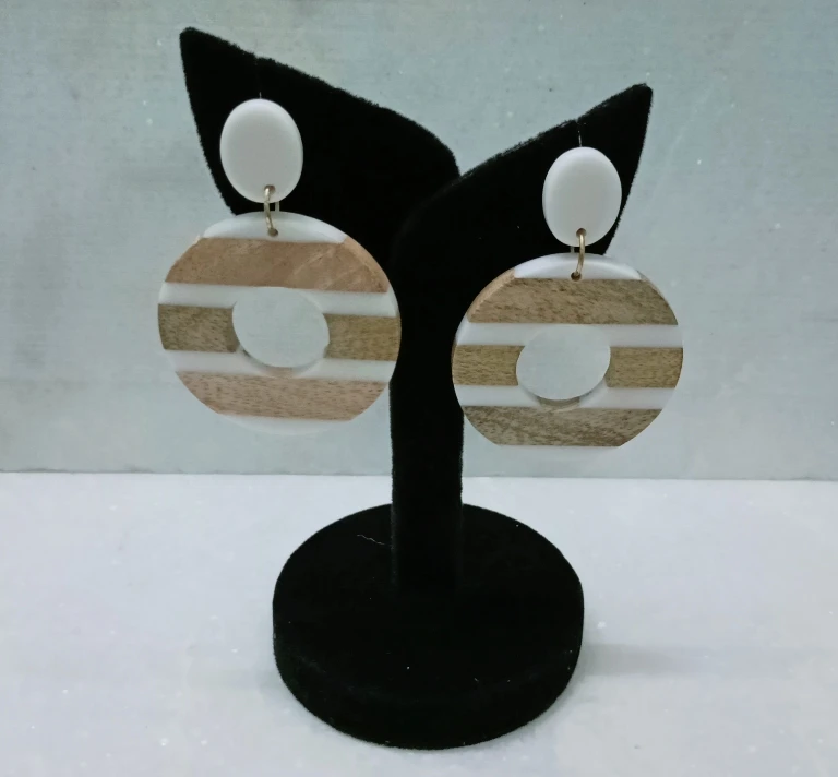 Multicolor Resin Fashion Earrings Gold Plated Face Resin Trendy Cute Style Party Gift Christian Diamond Amber Pearl Brass