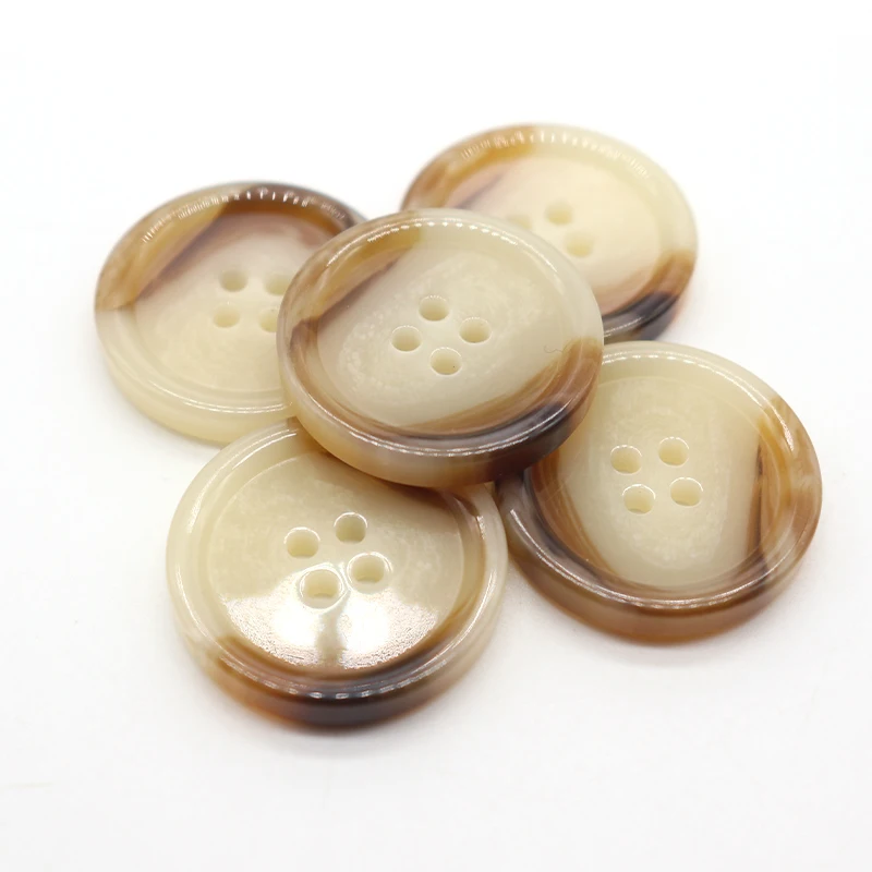 Ky High Quality Customized 15MM 4 Holes Round Sewing Cow Horn Natural Resin Buttons For Shirt Coat Clothes