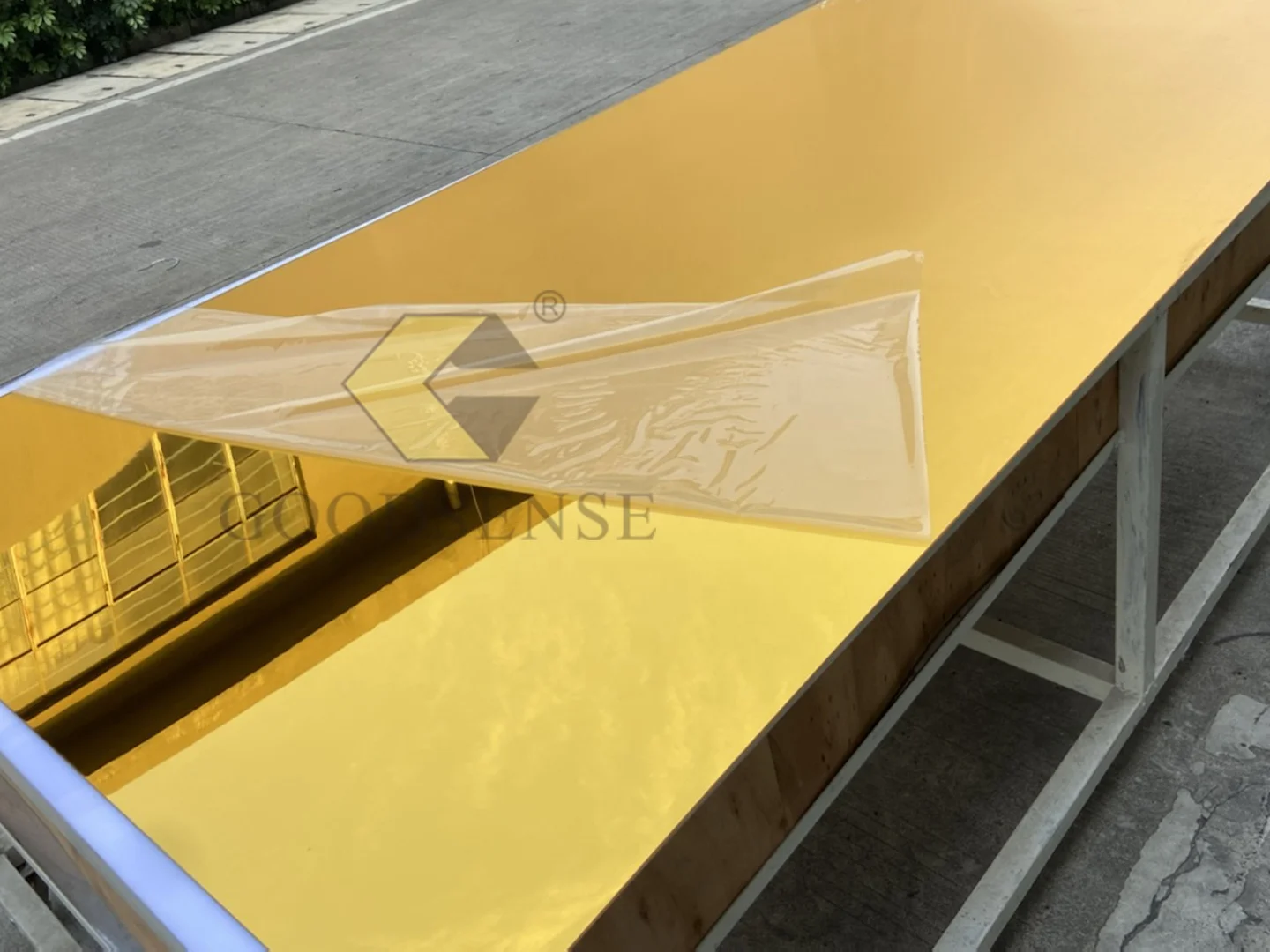 Goodsense One Way Mirror Acrylic Sheet Wholesale 4ft*8ft Perspex Unbreakable Mirror Lightweight Plexiglass for Wedding Table Top