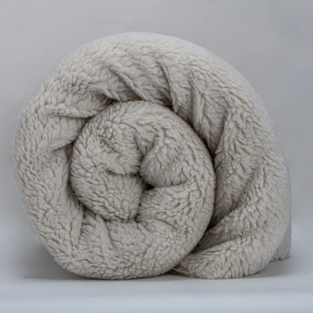 Оптовая продажа кудрявые шерпа бежевые 70% полиэфирные 30% акриловые 380 г/м2 60 дюймов Трикотажные флисовые ткани из искусственного меха