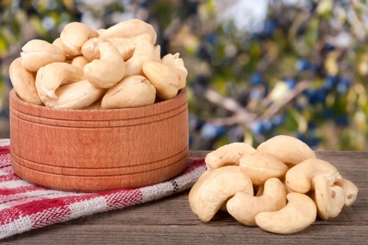 Best Selling Cashew Nut Baked Nuts Snacks Low-Fat Cashew Ready to Eat Snacks Manufacturer for sale