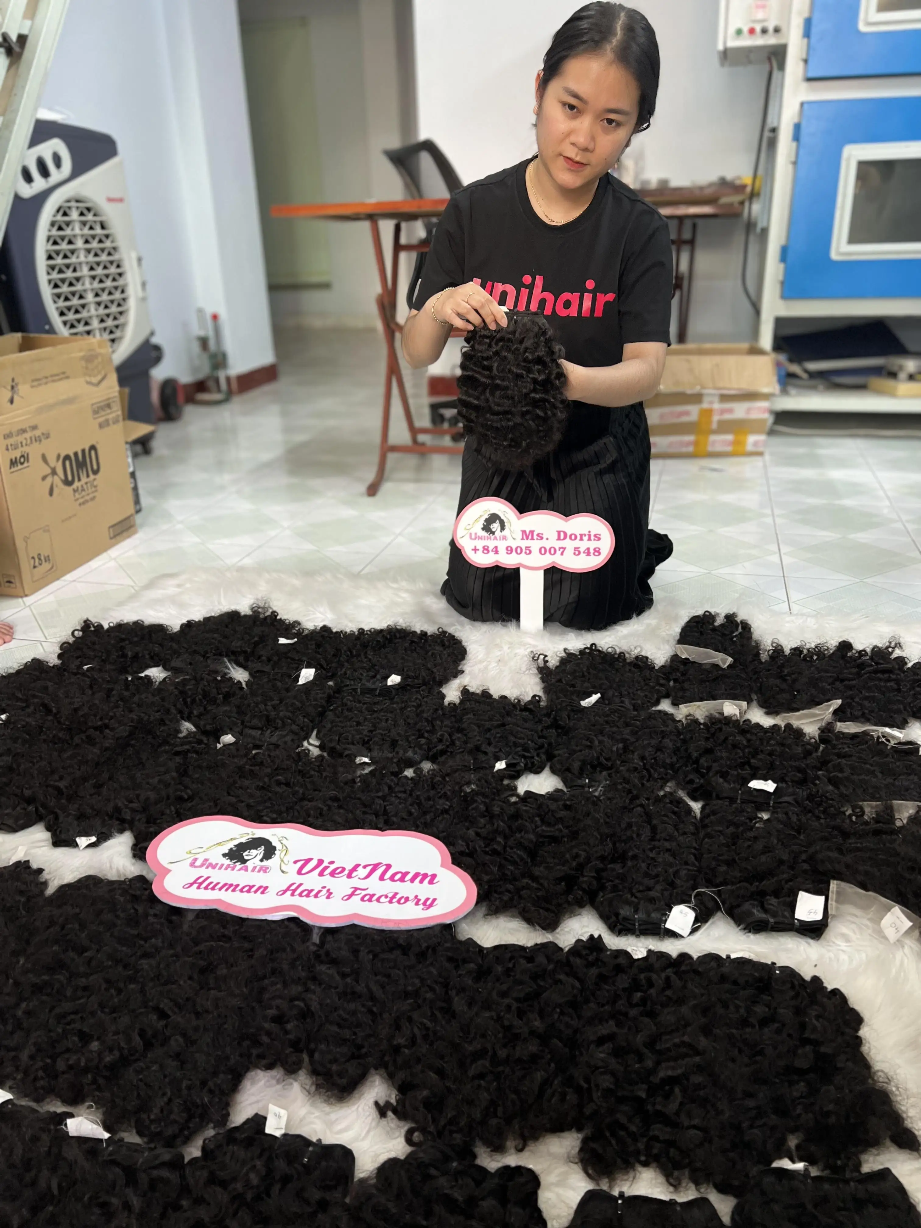 Hot Sale Vietnamese Raw Burmese Curly Hair Unprocessed Virgin Natural Color Vietnamese Virgin Cuticle Aligned Human Hair