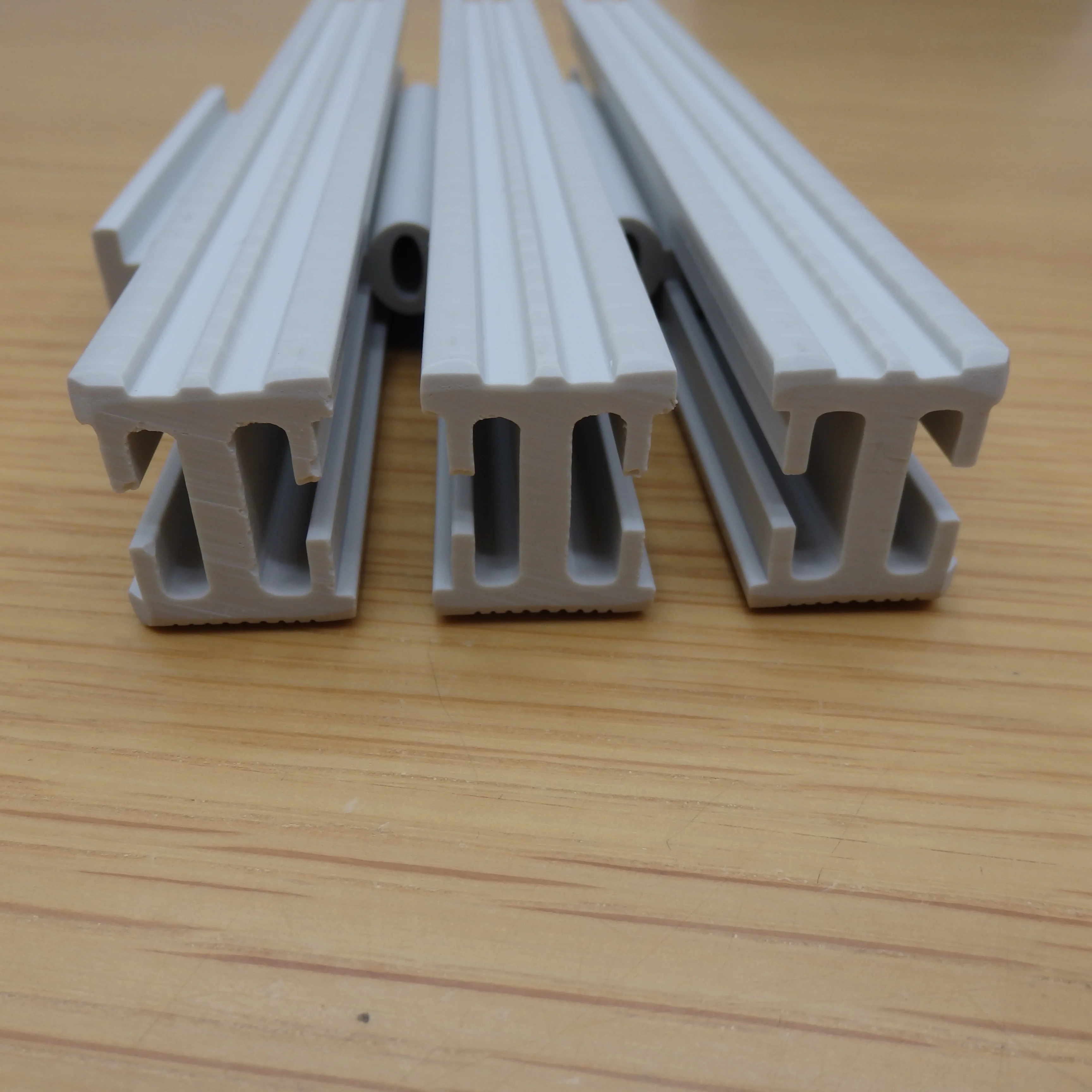 swimming pool accessory of vinyl gutter drain garate flexible and adaptive to straight line and curve line