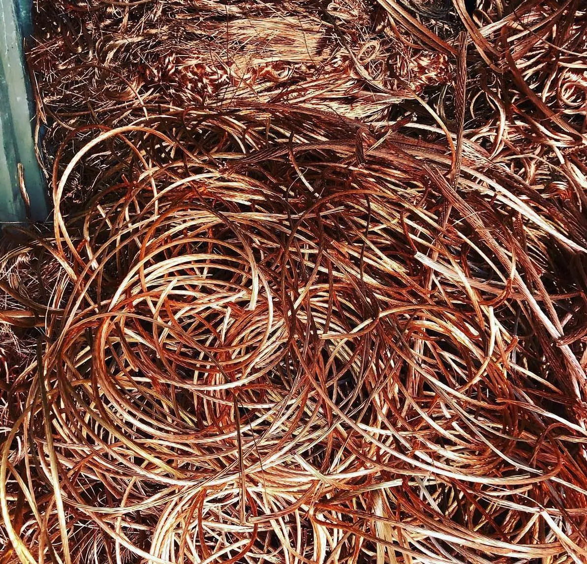 Metal Scraps pure millbery copper Copper Wire Scrap /Cooper Ingot /Scrap Copper Available For Affordable Prices