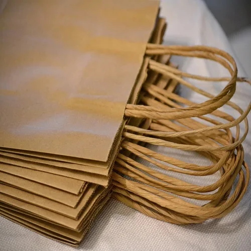 Top selling  quality waterproof brown wrapping pe silicone coated one single side release kraft paper roll available for sale