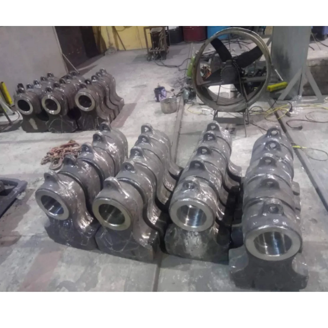High Impact Resistant Crusher Part Series OEM Manganese Alloy Hammer Heads Reliable Casting Unit Based in Vietnam Low Price