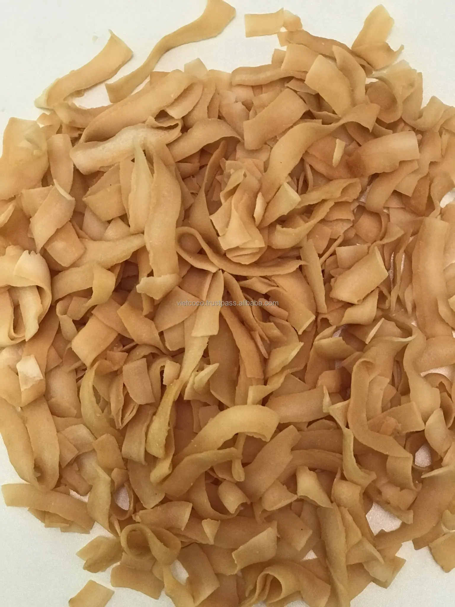 Crispy Dried Coconut Chips High Quality 100% Natural