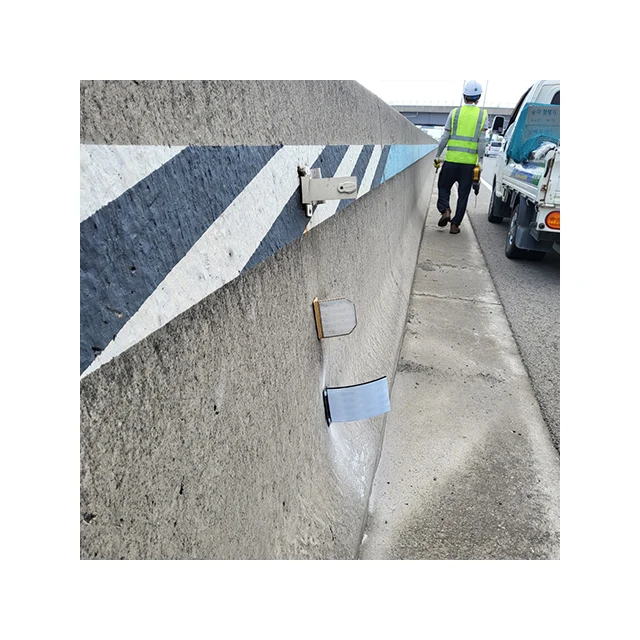 (DAEHUNG INDUSTRY) - DELINEATOR all round white improve visibility with reflective paper vehicle safety guidance system KOTRA