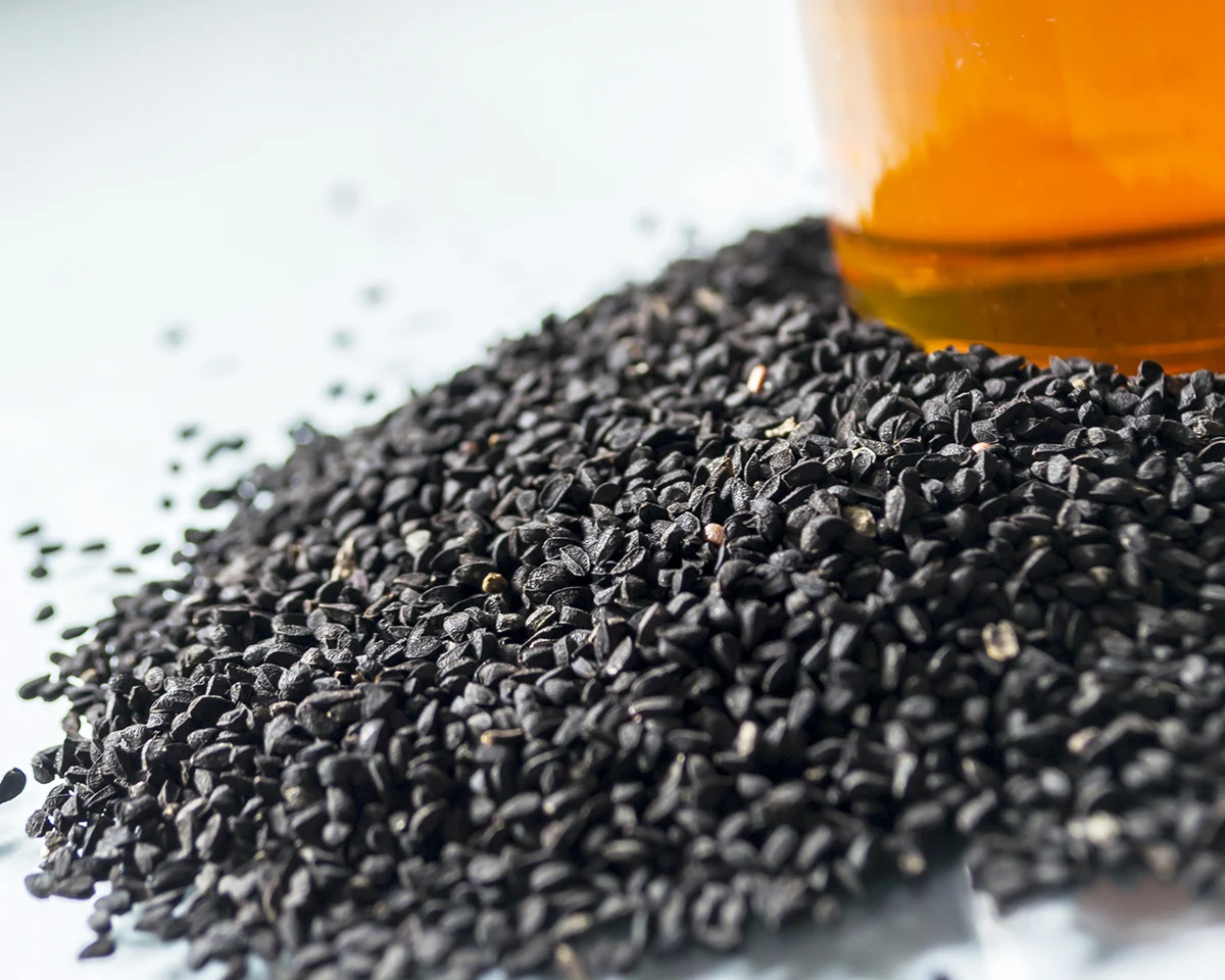 Premium Nagilla Sativa Grade 1 Seeds Raw and Dried for Cooking and Eating Use Single Spices & Herbs
