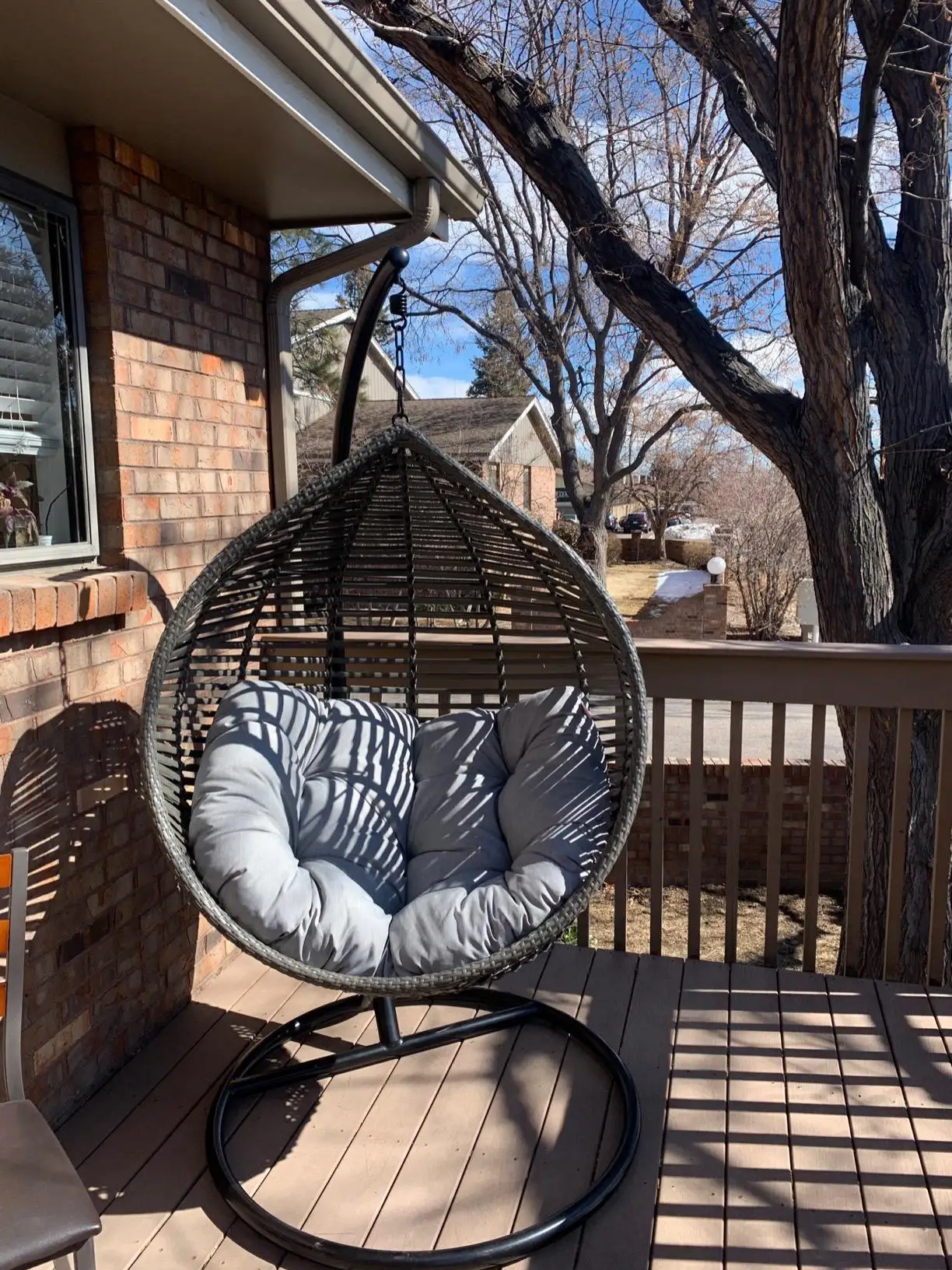 Daijia China Outdoor Patio Wicker Rattan Egg Hanging Swing Chairs With 260 Sets Loading quantity