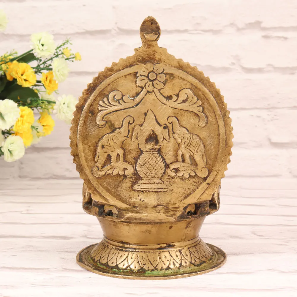 High Quality Traditional Golden Brass Oil Lamp Lakshmi Ganesha Gajalakshmi Vilakku Oil Lamp For Temple Home Decoration SNH-93