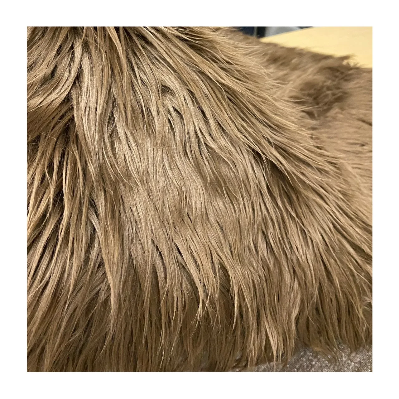 Artificial Faux Fur Fabric Luxury Quality Knitted Fairy Long Hair used to make winter clothing fashionable jackets Accessory
