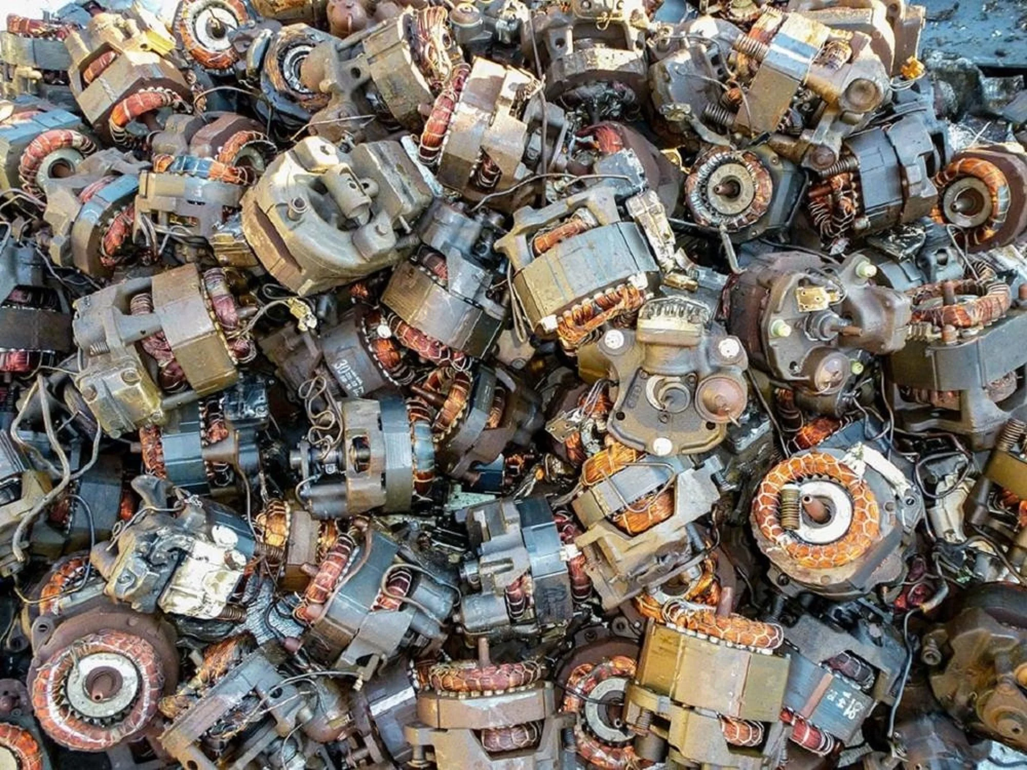 Buy Cheap Mixed Electric Motor Scrap Wholesale Online / Electric Motor Scrap And Other Metal Scrap For Recycling