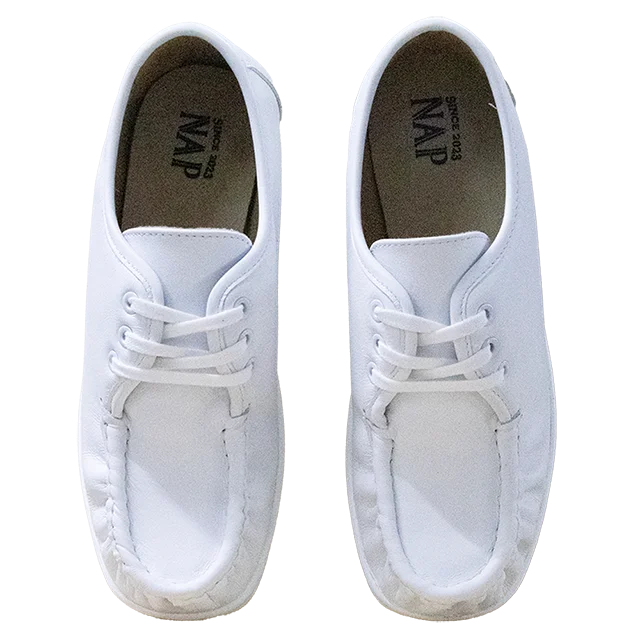 Nurse Shoes Made in Thailand, Featuring High Quality Genuine Leather and Soft, Comfortable Insoles, Essential for Nursing Work.