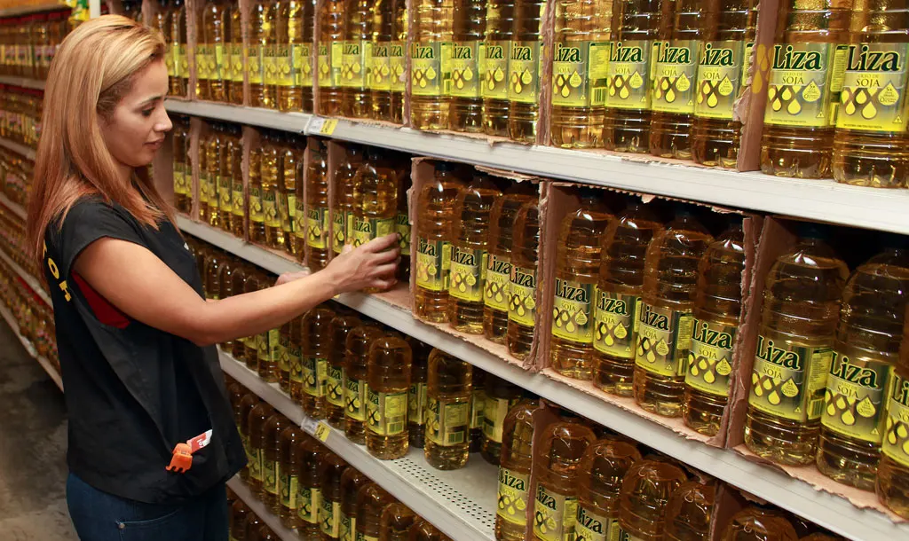 HIGH QUALITY REFINED SUNFLOWER OIL / COOKING OIL BRAZIL ORIGIN