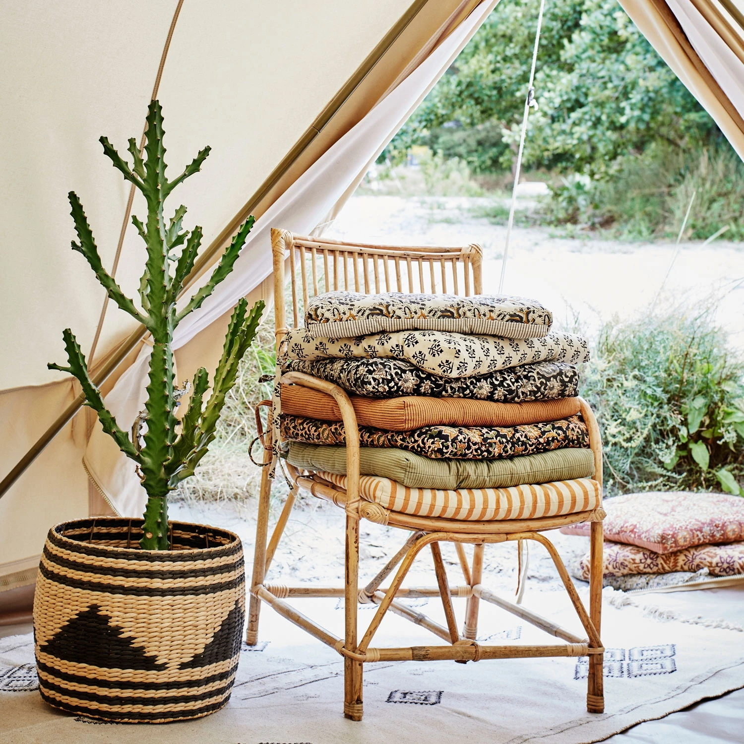 Летние Стильные Плетеные Корзины из натуральных водорослей во Вьетнаме плетеные садовые горшки ротанга корзина для украшения дома