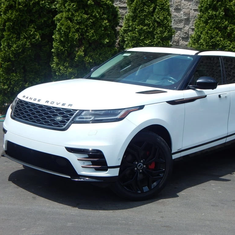 Used Lands Rovers Ran-ge Rover Ve-lar 4C R-Dynamic HSE, 100% Perfectly Working, Accident-Free, 1 Year Warranty.