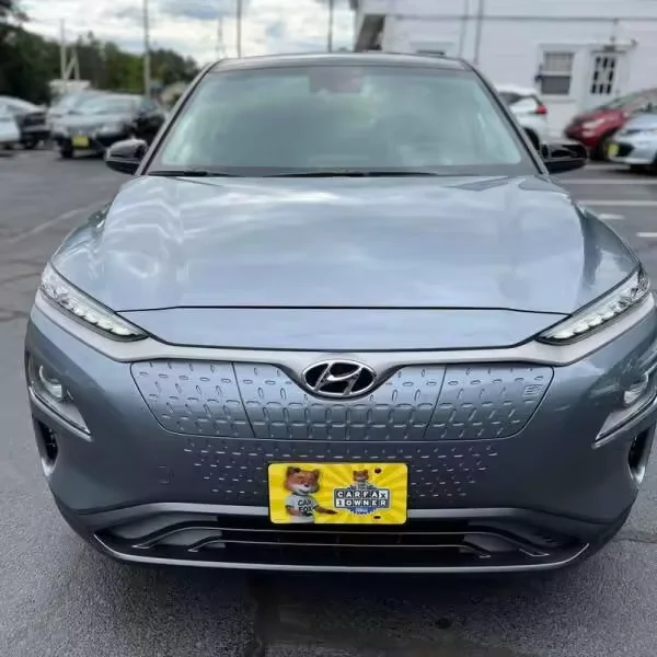 2021 кроссовер Hyundaii Kona EV SEL 4dr