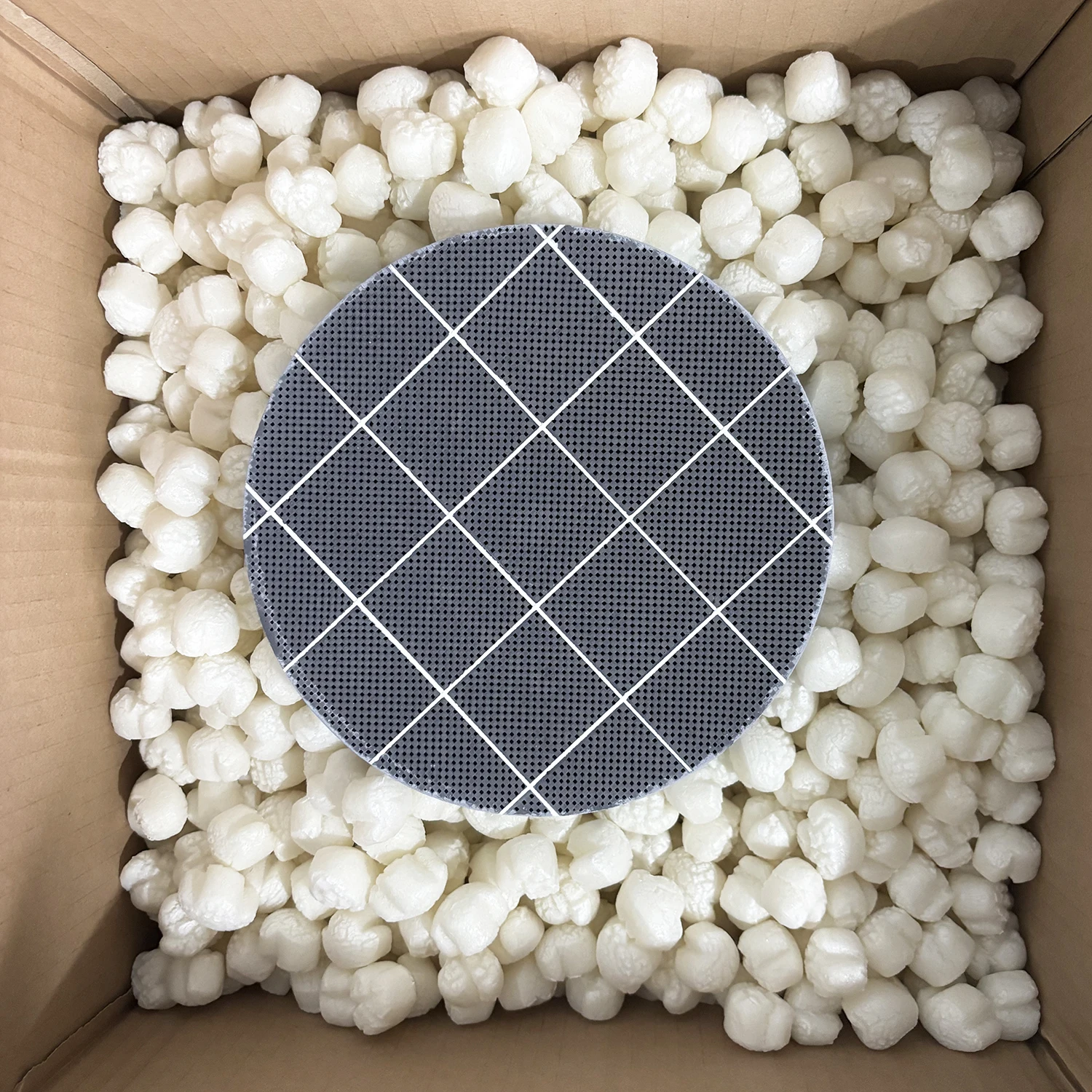Customized  Cordierite or  SIC Diesel Particulate Filter DPF Honeycomb Ceramic  Vehicle Smoke Particulate Filter 100CPSI 200CPSI