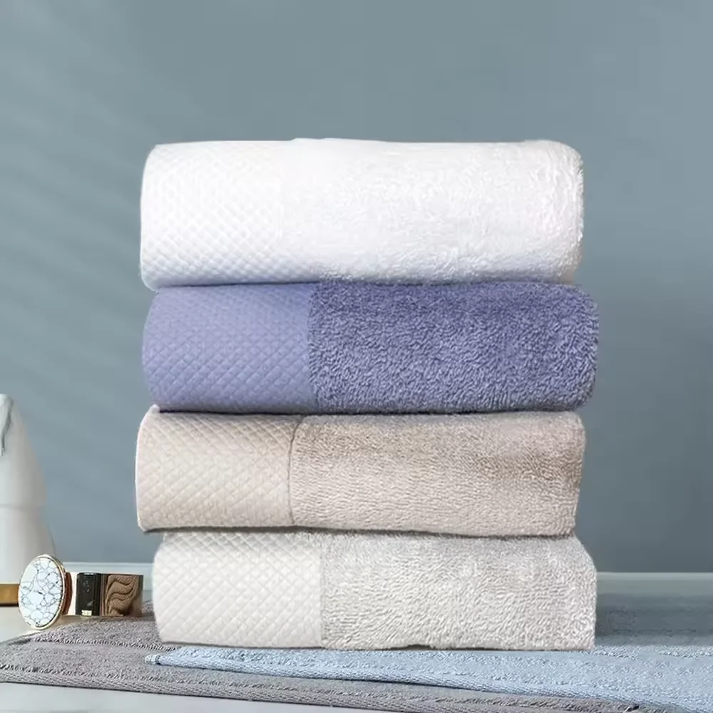 Top Quality Extra Large Super Soft Hotel Towel with Embroidered Logo for Luxury Hotels