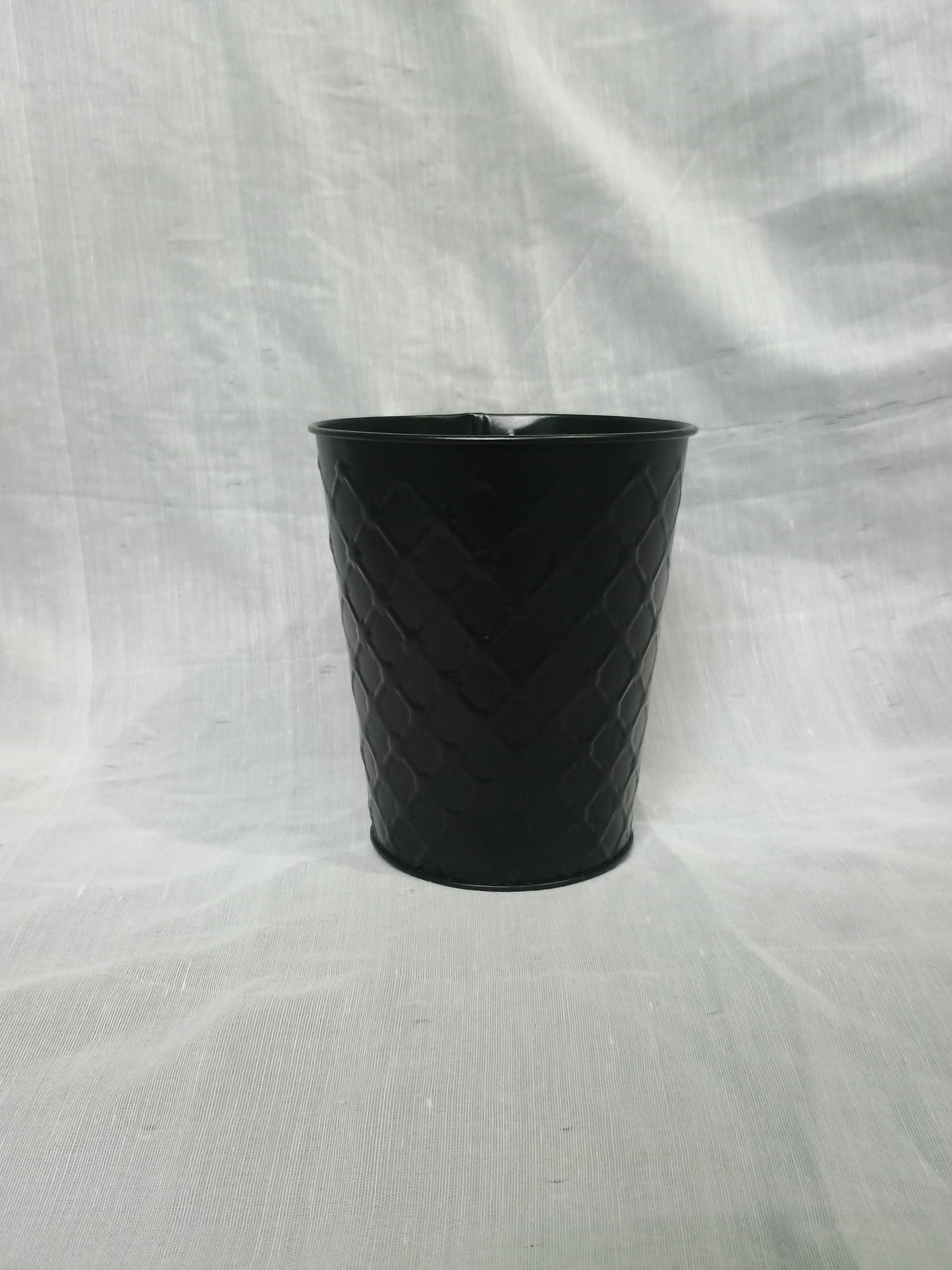 Pickling Black vertical stripes iron small Flower Bucket Pot Covers For Home and Garden