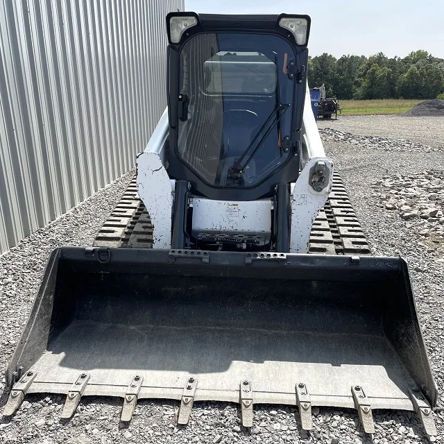 Экскаватор-погрузчик Bobcat T770