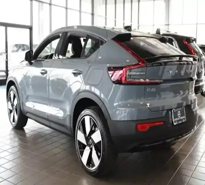FAIRLY NEATLY USED 2019-2023 Vol Vo C40 Recharge Pure Electric Twin Ultimate Ready To Ship