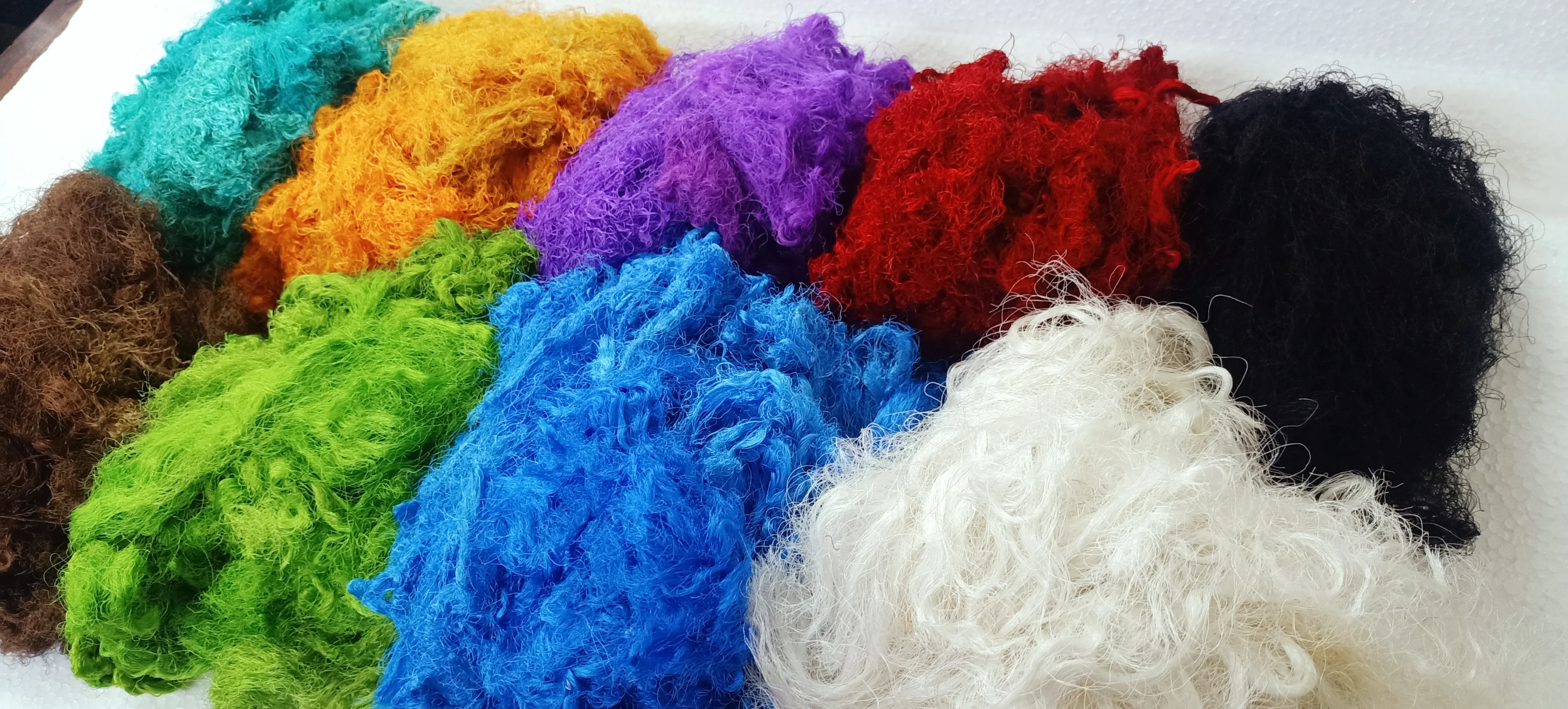 custom made dyed single solid colored sari silk waste fiber made from recycled sari silk waste ideal for textile spinners