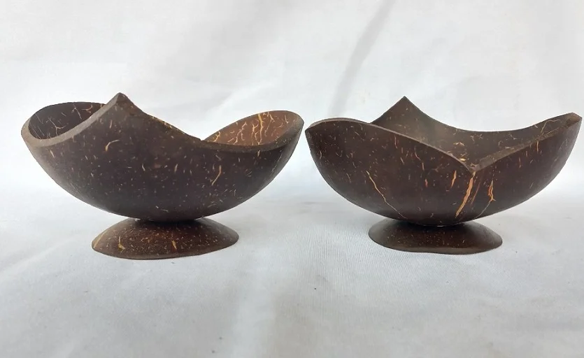 High quality natural coconut shell bowls with good price handmade from Viet Nam coconut cup heart shaped bowl with stand