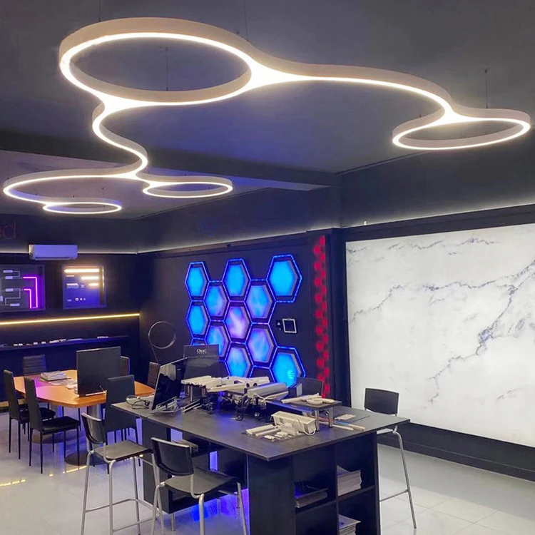 Creative Octopus Aquarius Shape LED Linear Pendant Light Science Museum Art Gallery Repository Theater Exhibition Hall Lobby
