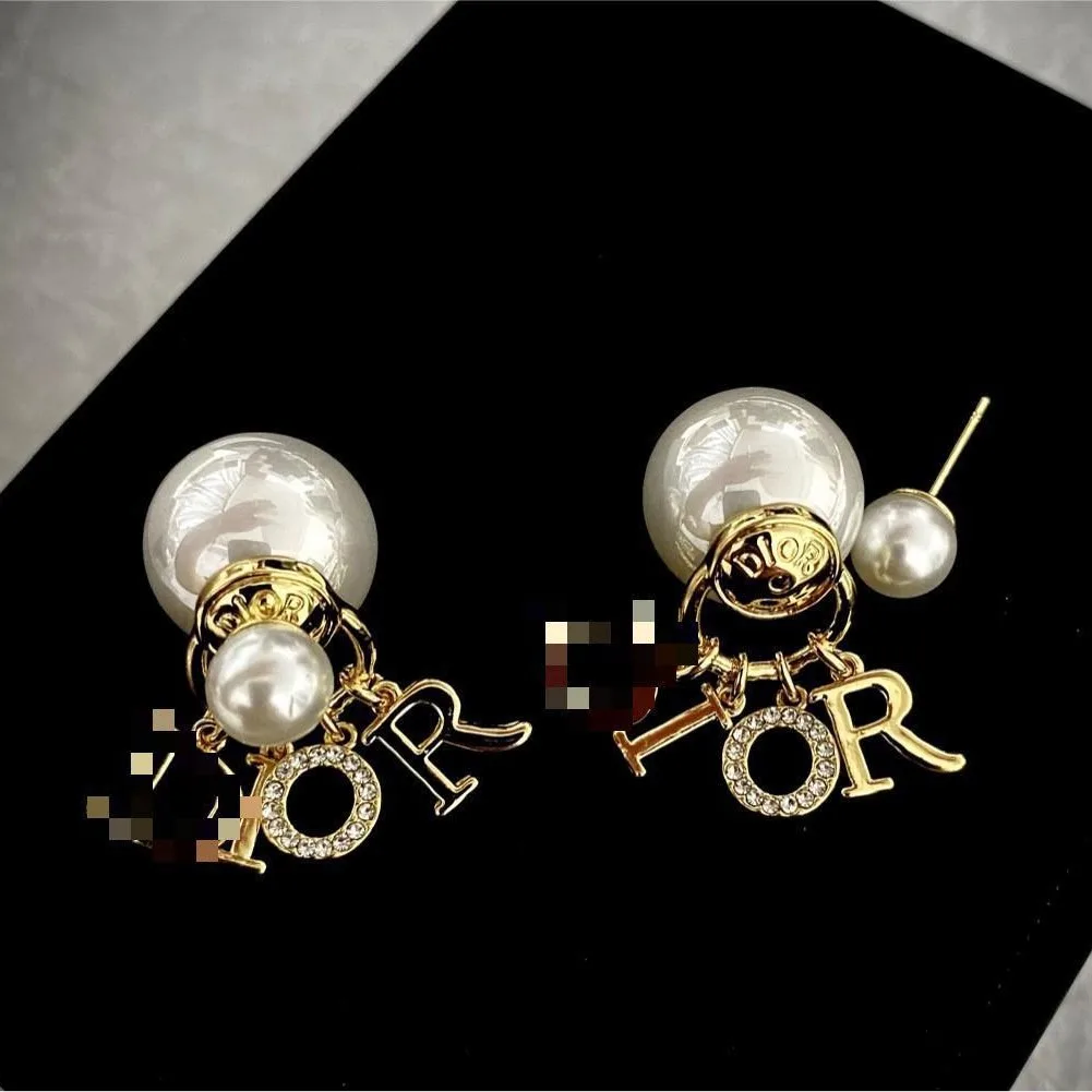 2024 new fashion retro pearl earrings, high-end earrings with temperament