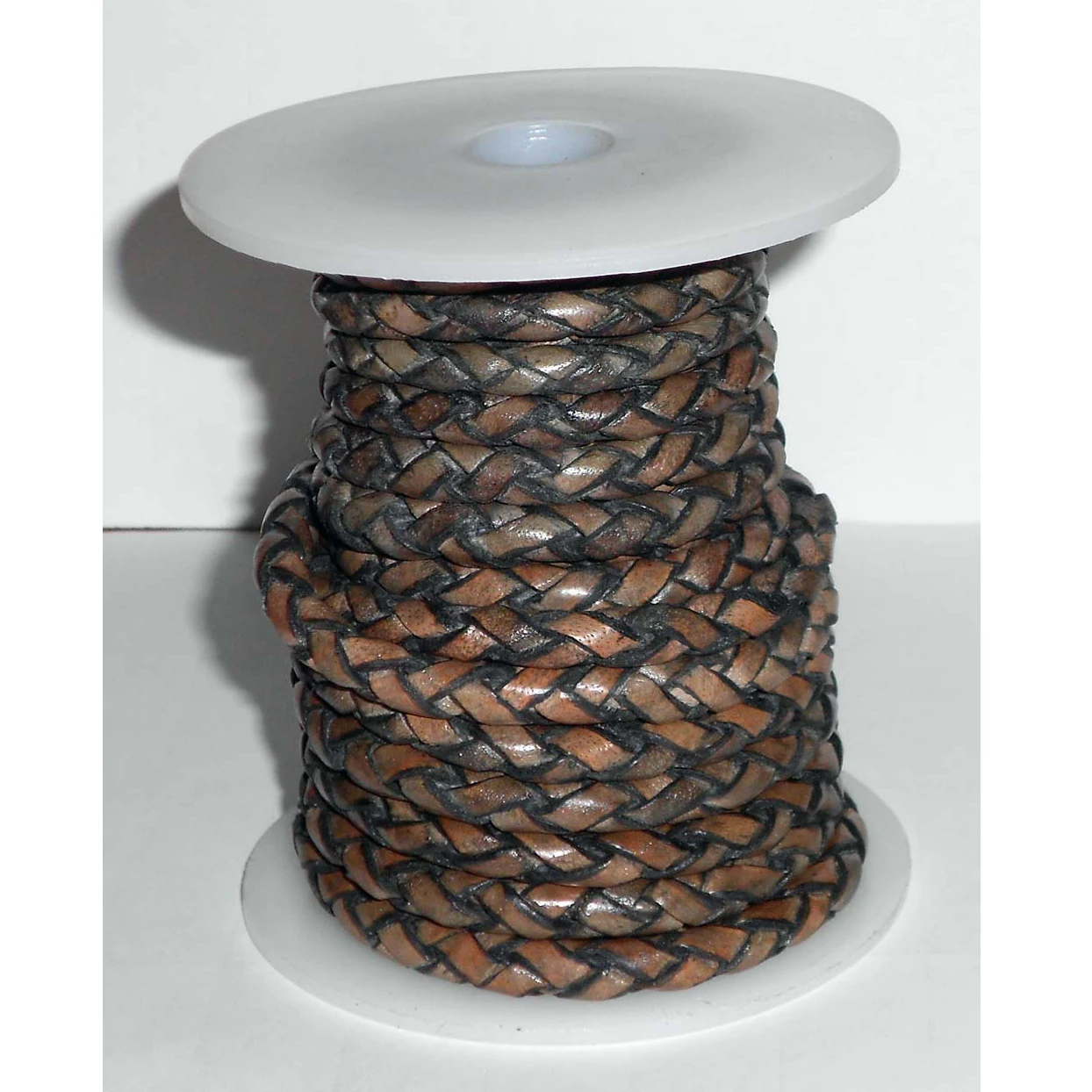 Модные винтажные черные 3 мм 4 5 Плетеные Кожаные Шнуры купить оптом круглые Антикварные изделия