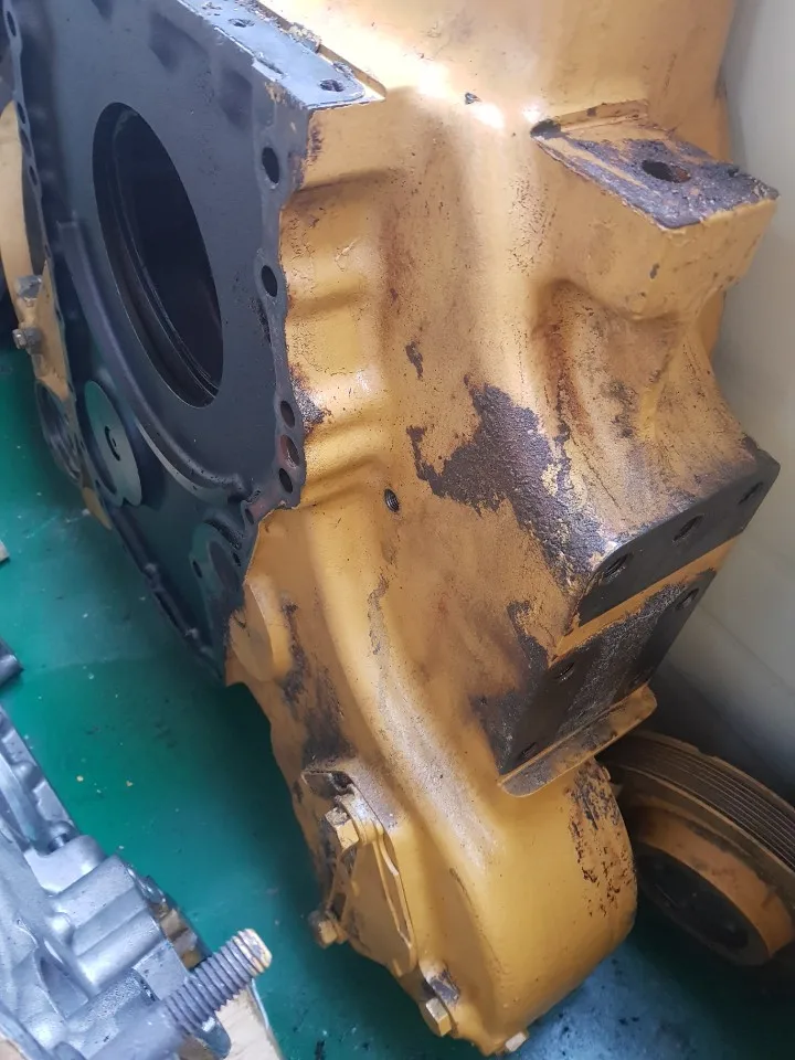 1443527,3710611 .. кожух маховика. Cat б/у хорошие детали. 735.735b. 740B.3406E.C15.C16.D350E.D400E. Кожух gp маховик. D8R.3406C