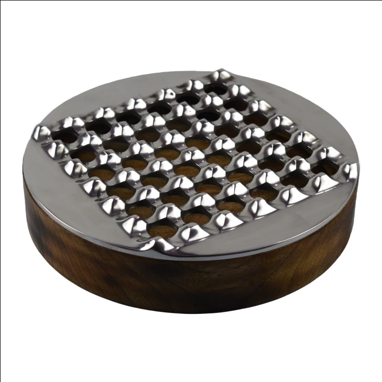 Traditional wood and Metal ashtray tabletop counter top cigarette ash tray for hotel restaurant home office indoor outdoor 2023