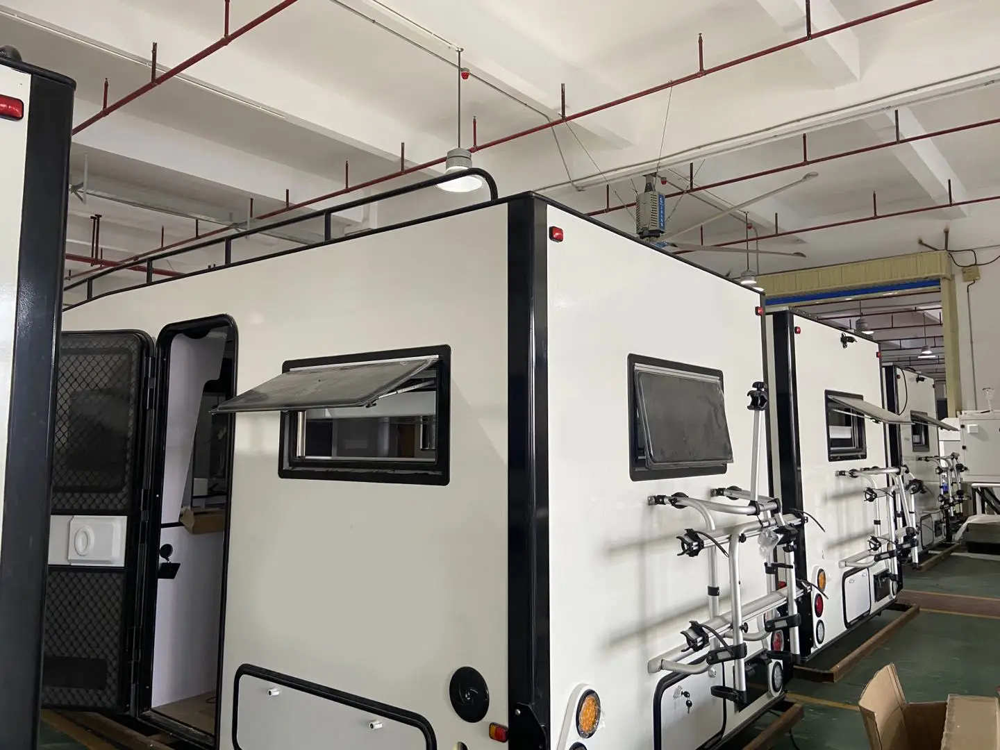 Factory sales NEW Design Truck Camper Off Road Camper Trailer Caravan Van Shell 4x4 manufacturers Camper Caravan Trailer