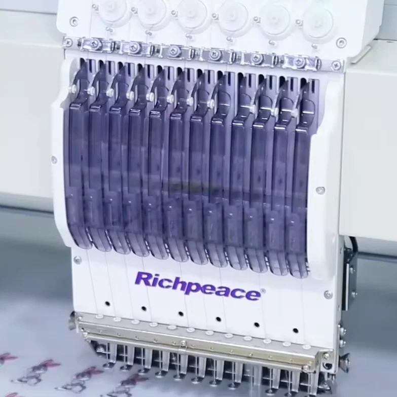 Компьютеризированная одноголовная вышивальная машина Richpeace