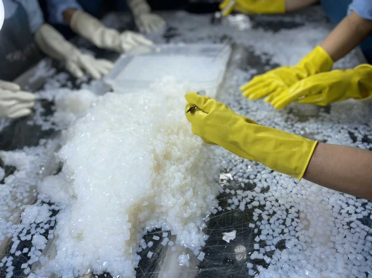 Мятая форма случайного размера напрямую с завода закуска Nata De Coco мягкие напитки для Пузырькового чая молочный чай Mogu