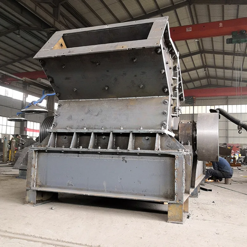Chinese supplier new impact hammer mill crusher sand crushing machine discount price