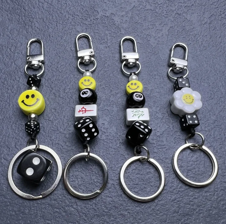 Promotion Hot Sales New Design Cheap Price luck Color Dice Key Chains Dice Mini Billiard Black 8 Ball Keychain Bag Charm Pendant
