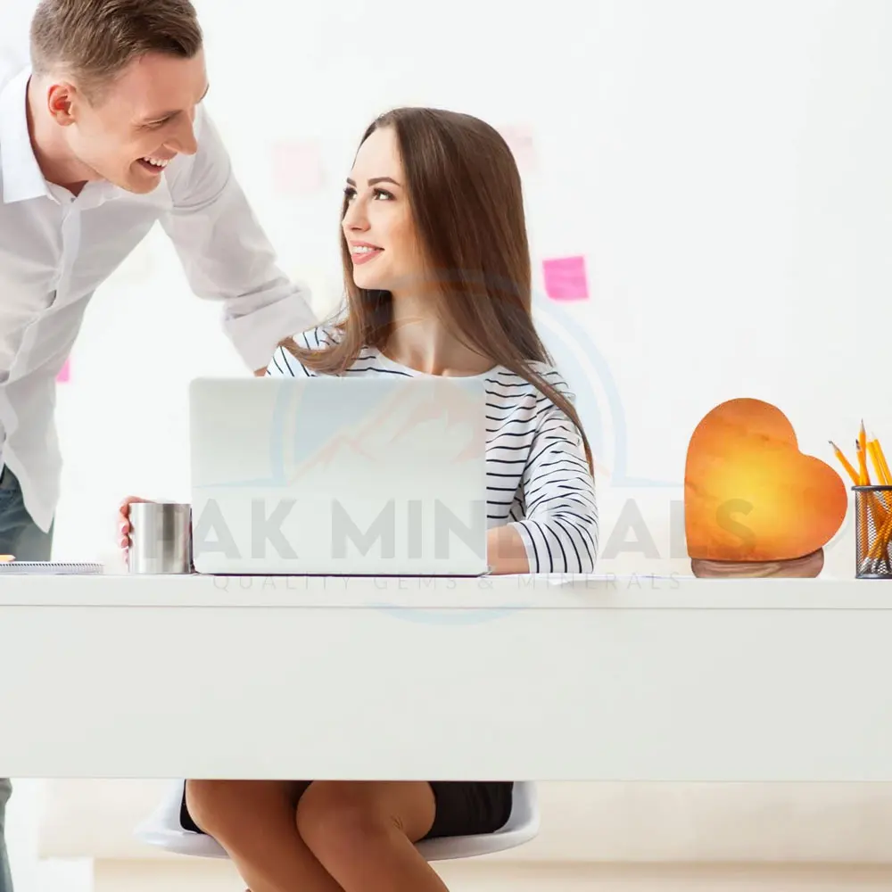 2022 New Arrival Cheap Himalayan Natural Salt Lamp Hand Carved Natural Himalayan Rock Salt