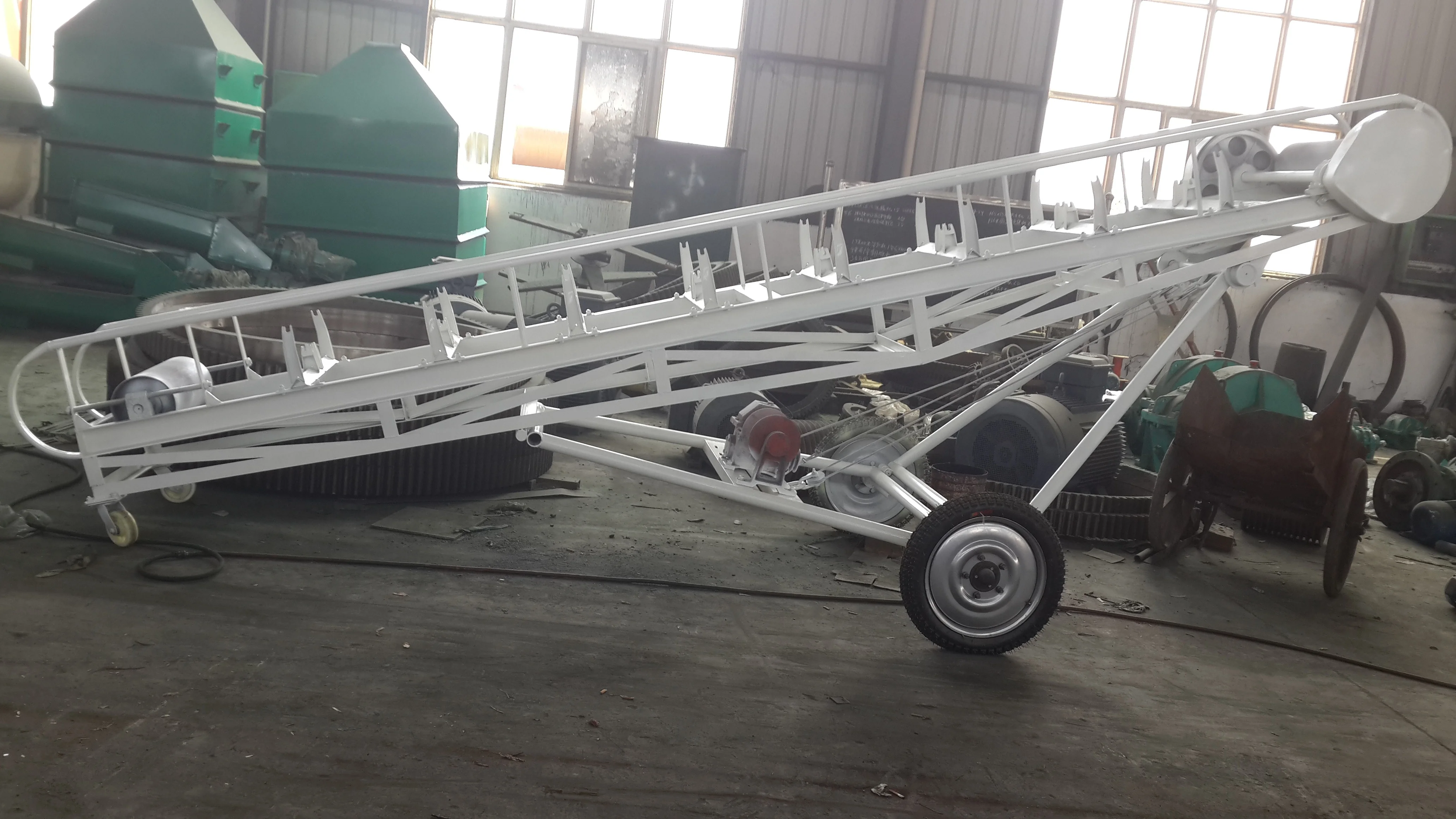 10 meter high quality fertilizer mobile belt conveyor